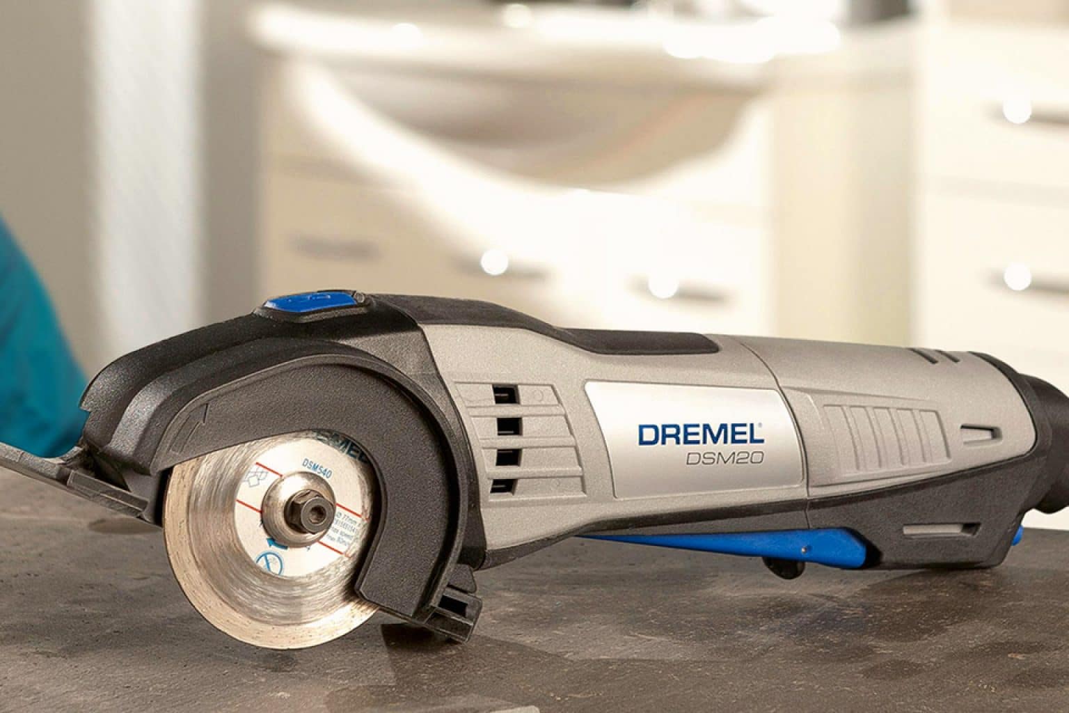 scie a chantourner dremel ms20 compacte et pratique pour coupes