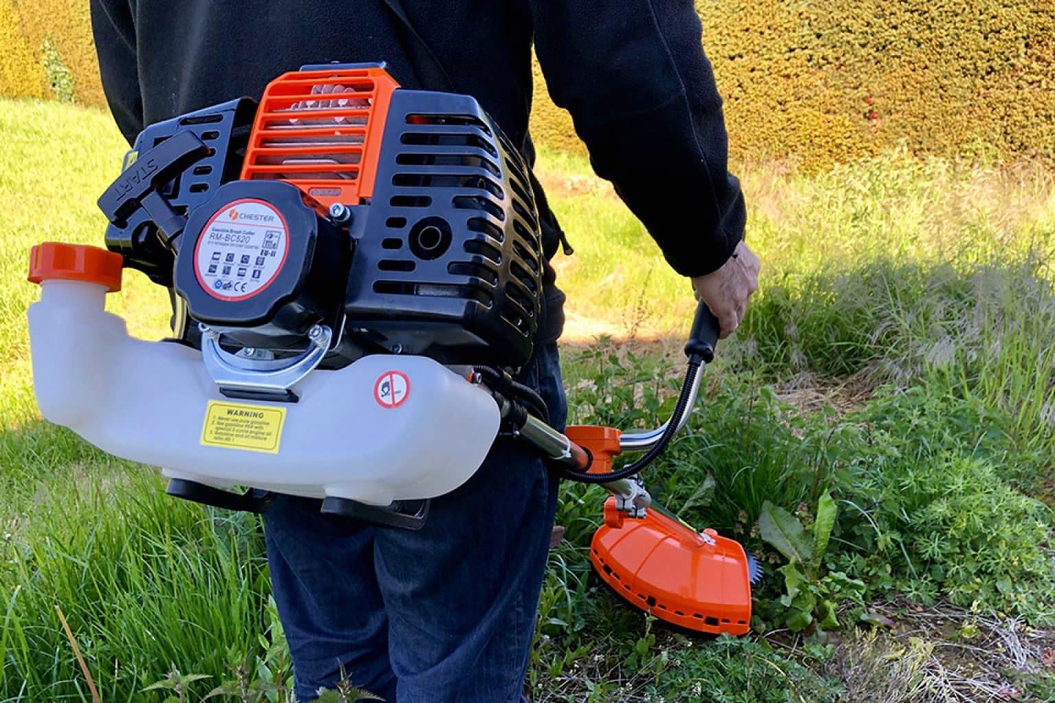 m-lange-d-broussailleuse-ou-coupe-bordure-comment-le-faire-soi-m-me