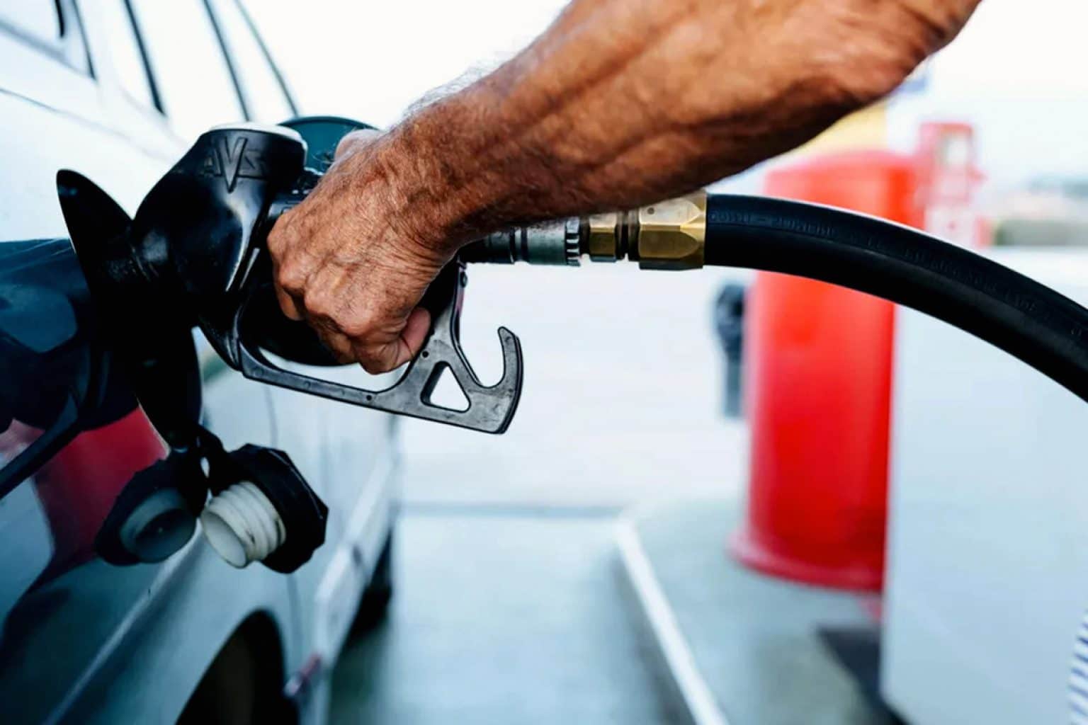 Comment Decolorer Du Fioul Rouge Pour Quil Devienne Du Gasoil