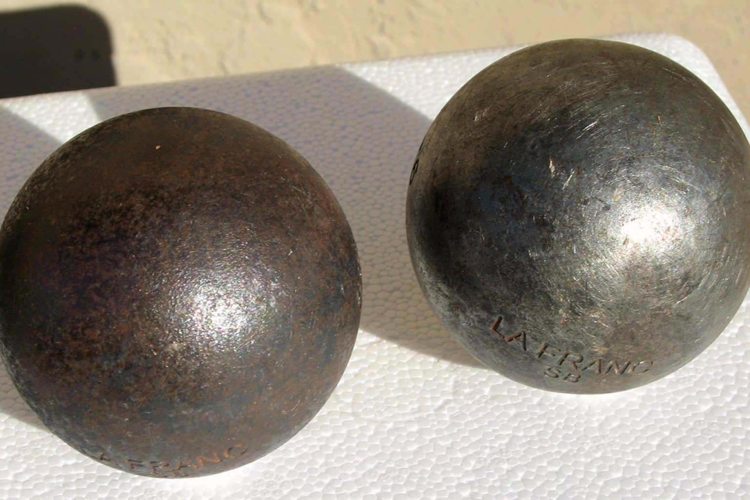 Comment nettoyer une boule de pétanque et enlever la rouille